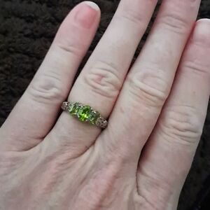 Peridot 3 Stone Ring In Platinum Over Sterling Silver. Size 7